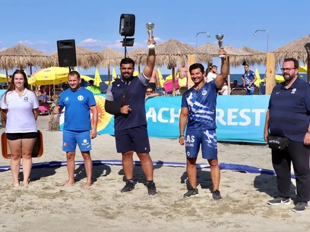 Сборная Азербайджана по пляжной борьбе стала чемпионом Европы