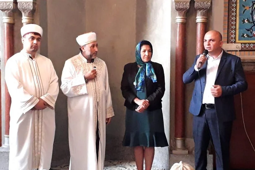 Gürcüstan Prezidenti Tbilisi Cümə məscidində müsəlmanların Ramazan bayramını təbrik edib