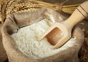 В Баку и на Абшероне оптовая цена муки снизилась