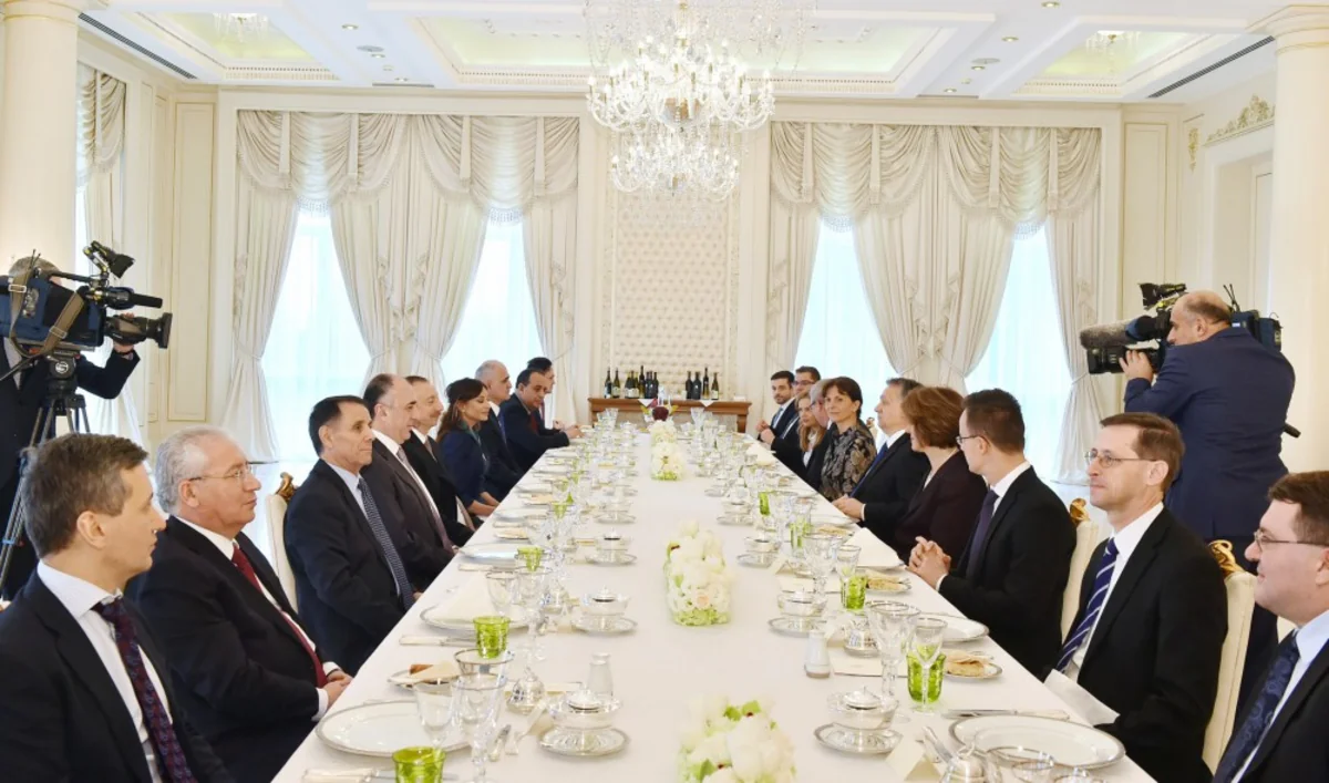 ​Azərbaycan prezidentinin adından Macarıstan baş nazirinin şərəfinə nahar verilib