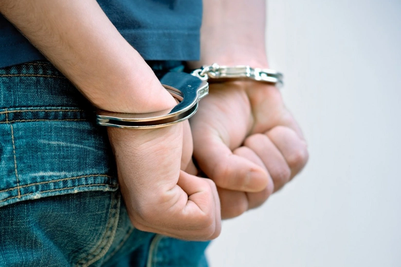 Ağsuda silahlı narkokuryerlər saxlanılıb