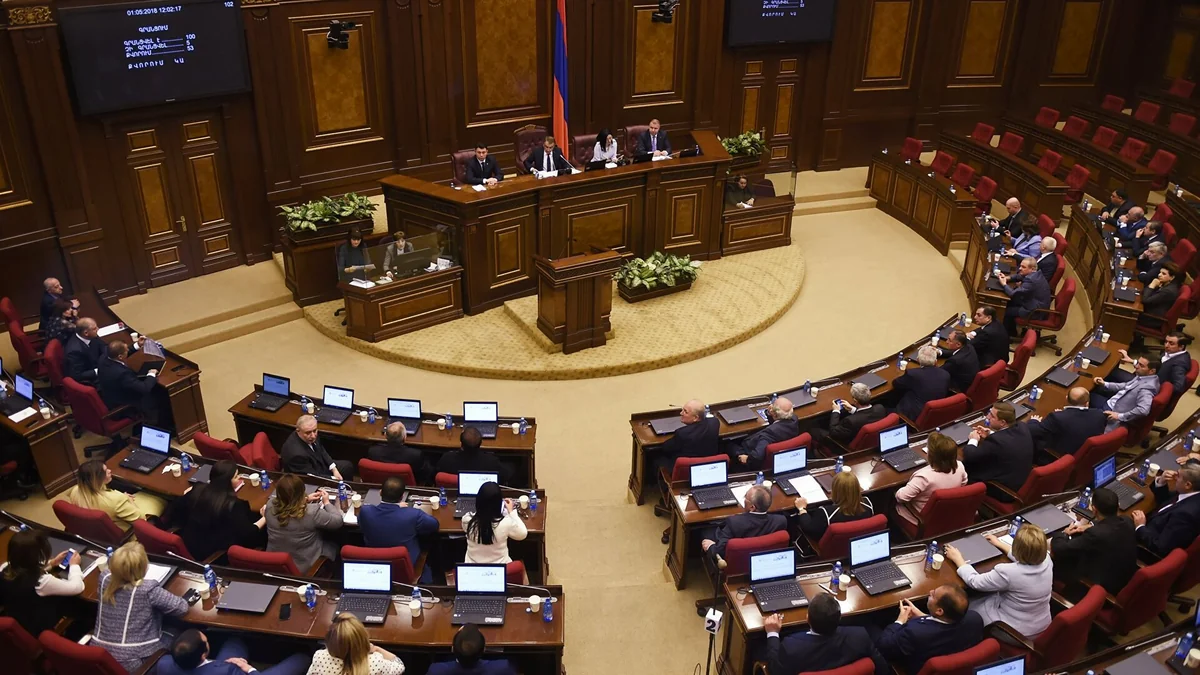 Ermənistan parlamenti Paşinyanın istədiyi şəxsi prezident seçəcək