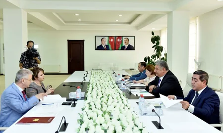 Azad Rəhimov Qubada vətəndaş qəbulu keçirib