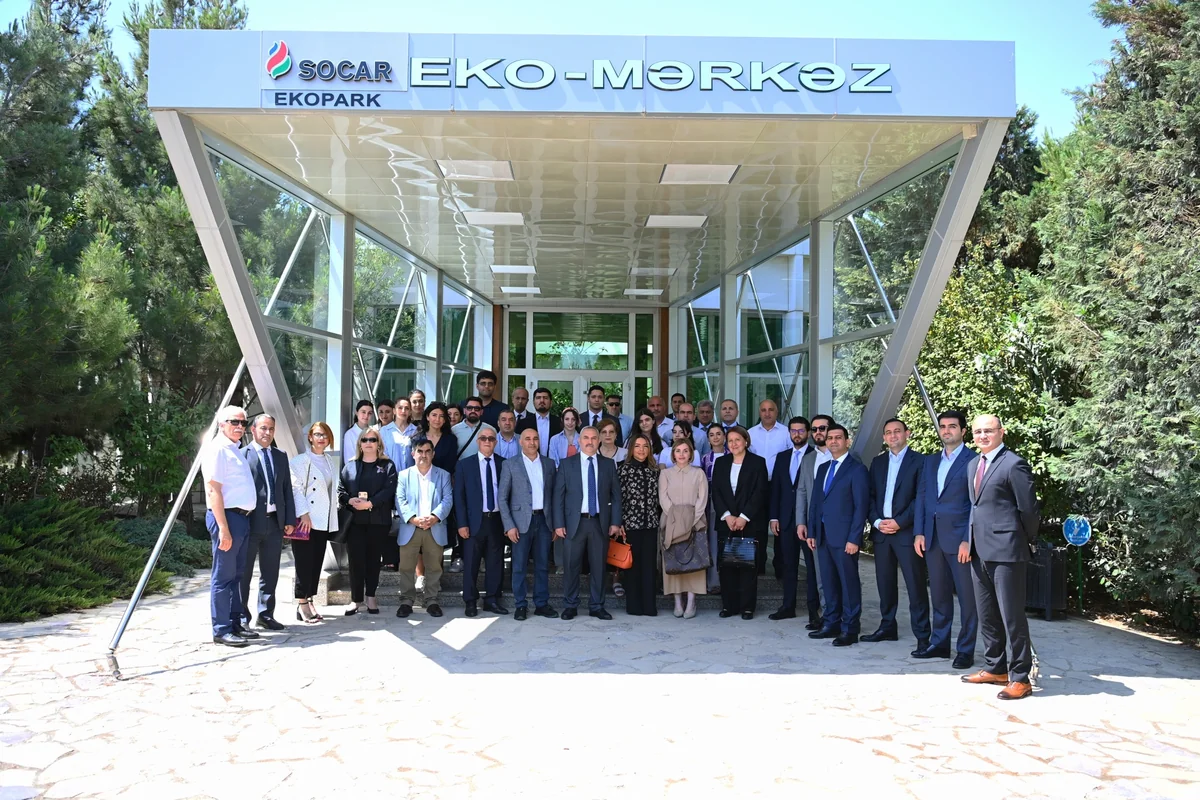 SOCAR-ın Eko parkında QHT nümayəndələri ilə görüş keçirilib