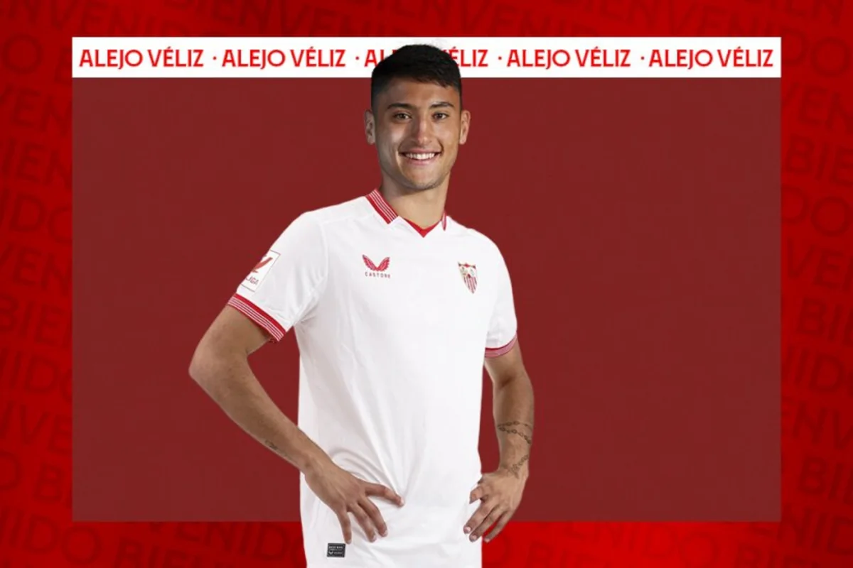 Sevilla signs Alejo Veliz from Tottenham