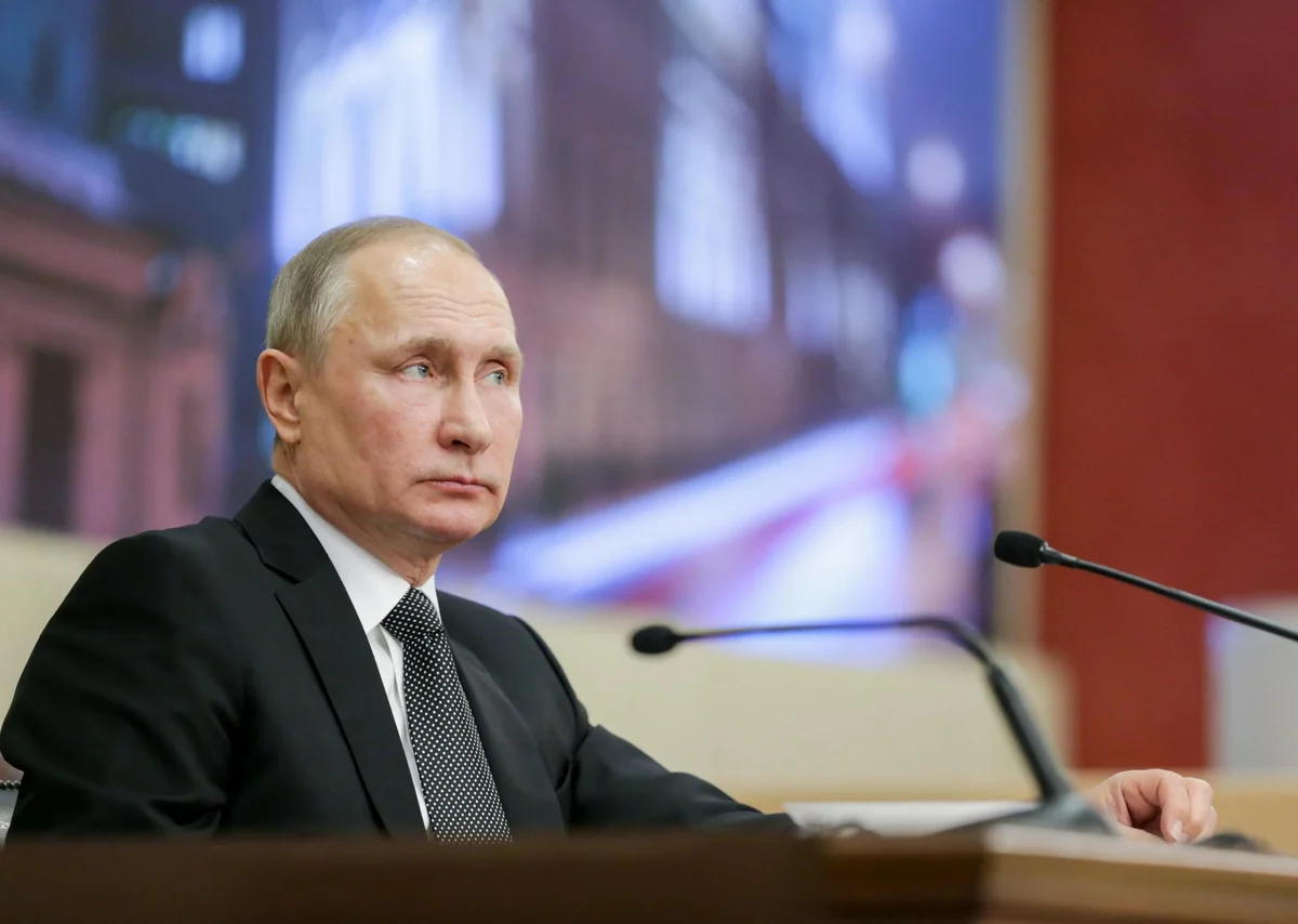 Путин: Сейчас идут экспертизы по катастрофе с самолетом Пригожина