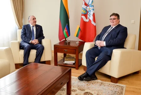 Elmar Məmmədyarov Litvanın xarici işlər naziri Linas Linkeviçius ilə görüşüb