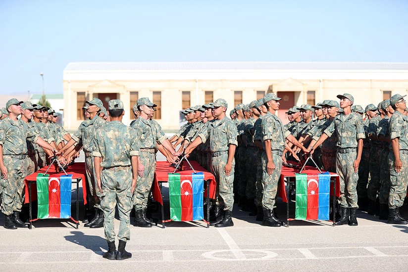 Azərbaycan Ordusunda andiçmə mərasimləri keçirilib