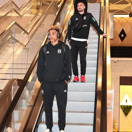 Beşiktaş üç futbolçusunu Bakıya gətirməyib