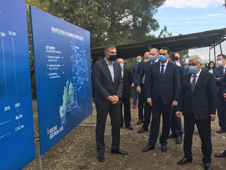 SOCAR Gürcüstanda azərbaycanlıların yaşadığı kəndlərə qaz xətləri çəkir