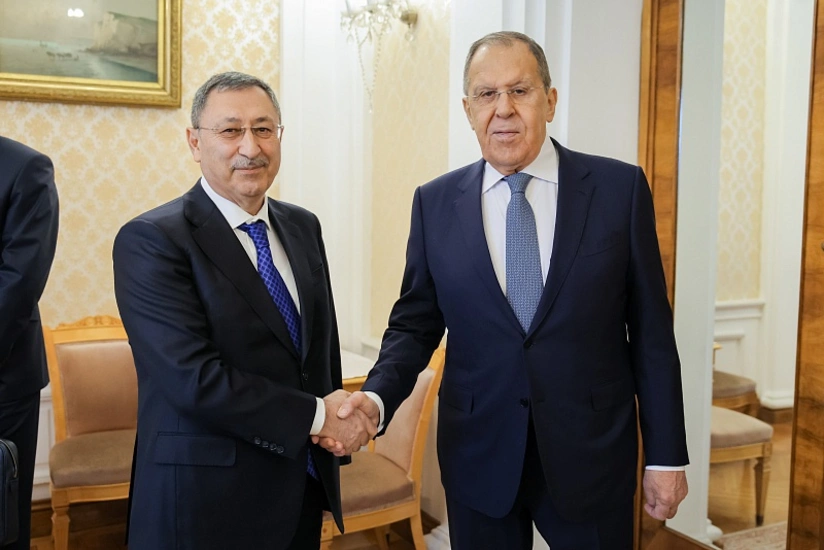 Azerbaijani presidential rep, Lavrov mull development of bilateral relations
