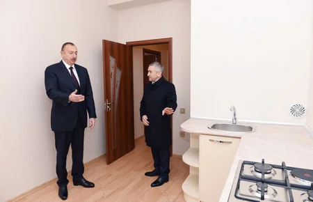 Prezident İlham Əliyev firmaları və iş adamlarını qəzalı evlərin yerində yeni binaların tikintisinə dəvət edib - YENİLƏNİB