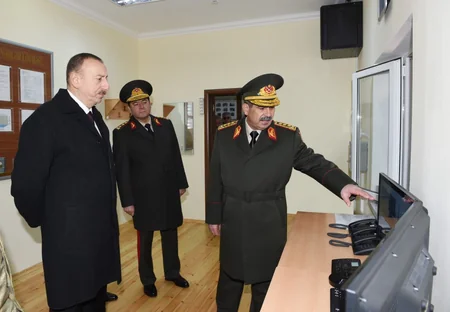 Президент Ильхам Алиев ознакомился с условиями, созданными в военном городке Н-ской воинской части ВВС минобороны