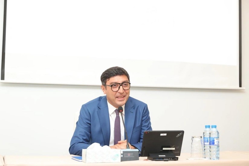 Fərid Qayıbov Çempionlar Liqasının qalibi olan Birbaşa Bakı komandası ilə görüşüb