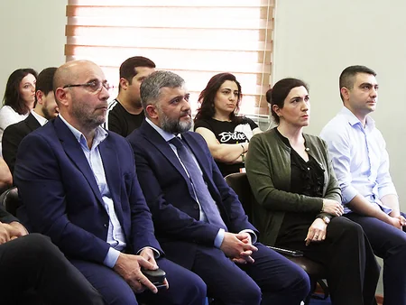 Azərbaycan klublarına lisenziyalar təqdim olunub