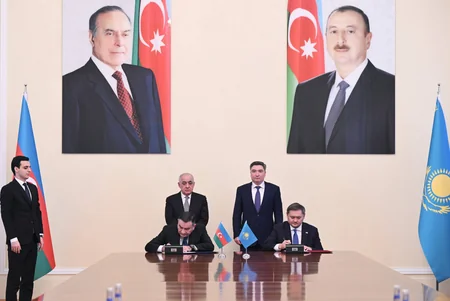 Bakıda Azərbaycan və Qazaxıstan arasında sənədlər imzalanıb