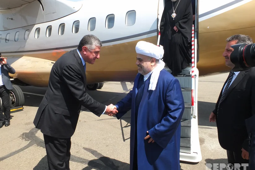 Şeyxülislam Allahşükür Paşazadə Gürcüstana səfərə gedib