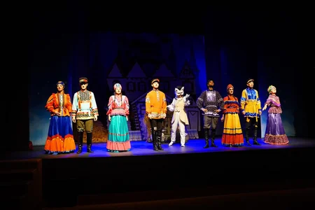 Akademik Rus Dram Teatrı Şəkidə qastrolda olub