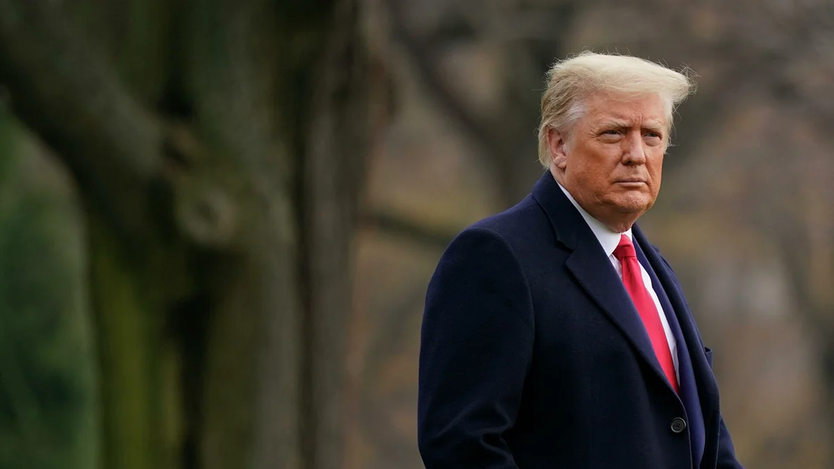 Трамп продлил приостановку рабочих виз