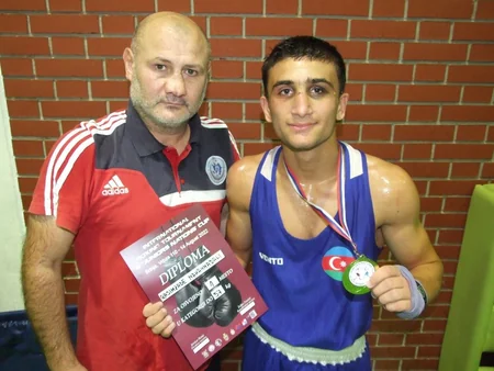 Azərbaycan boksçuları Millətlər Kubokunda beş medal qazanıb