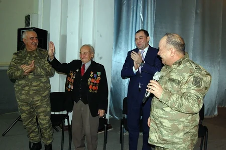Gəncə qarnizonunda Həzi Aslanovun 110 illiyinə həsr olunan kinofilmlər festivalı başlanıb - VİDEO
