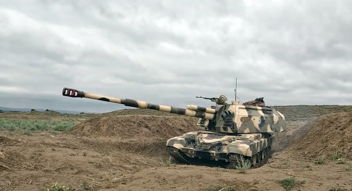 Azerbaijan Army’s artillery units hold live-fire tactical exercise
