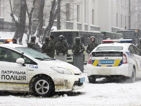 Ukrayna polisi Ali Rada yaxınlığındakı çadır düşərgəsinin ləğv edildiyini açıqlayıb - YENİLƏNİB