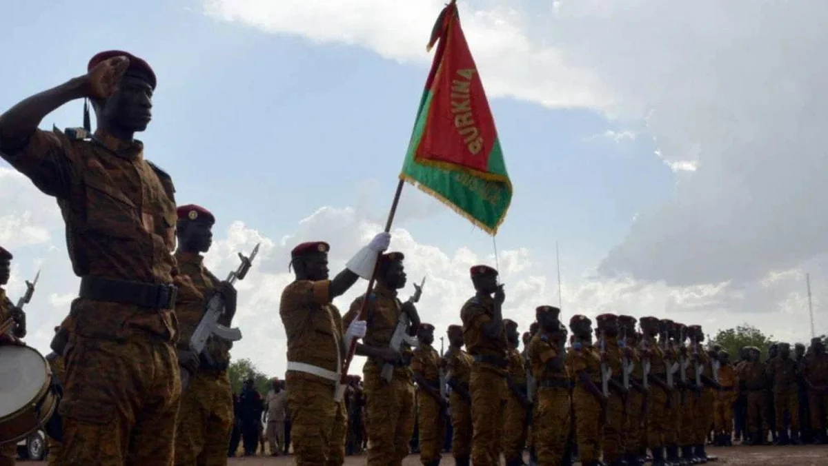 Burkina-Faso hökuməti Fransa ordusunun ölkədən çıxarılmasını tələb edib