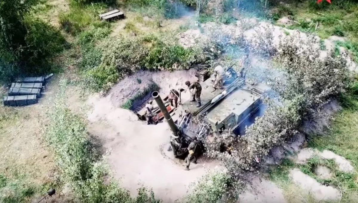 Стрельбу из самого мощного в мире миномета сняли на видео - ВИДЕО