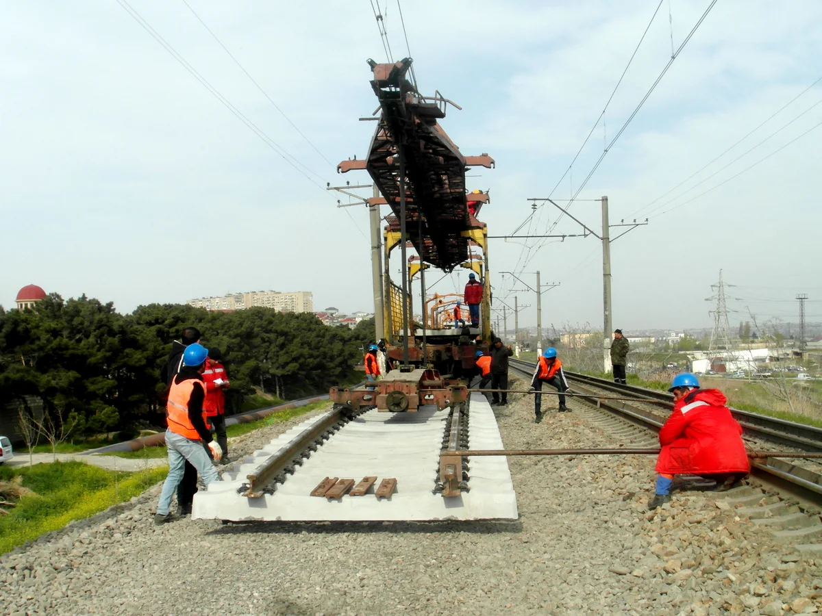Bakıda daha bir yolun təmiri başa çatır