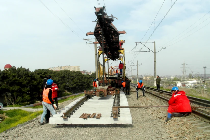 Bakıda daha bir yolun təmiri başa çatır