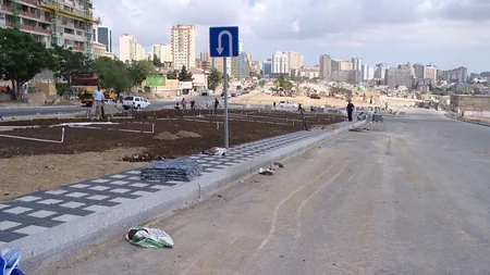 Bakının mərkəzində müasir yol infrastrukturu yaxın müddətdə istifadəyə veriləcək - VİDEO