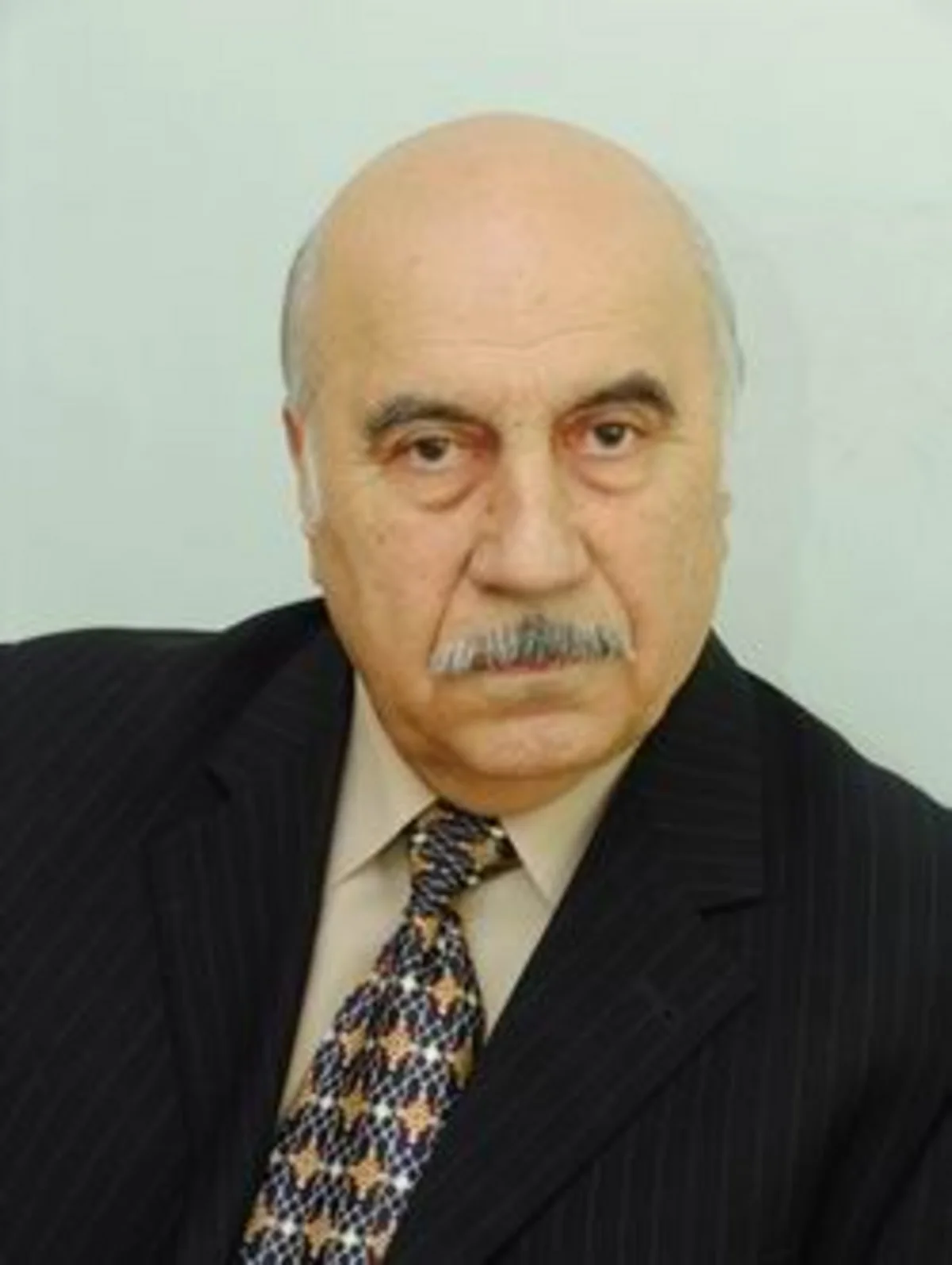 Ədəbiyyatşünas alimin arxivi Dövlət Ədəbiyyat və İncəsənət Arxivinə təhvil verilib