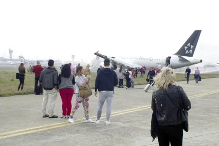 Fire engine cause emergency landing Turkish Airlines' plane - VIDEO