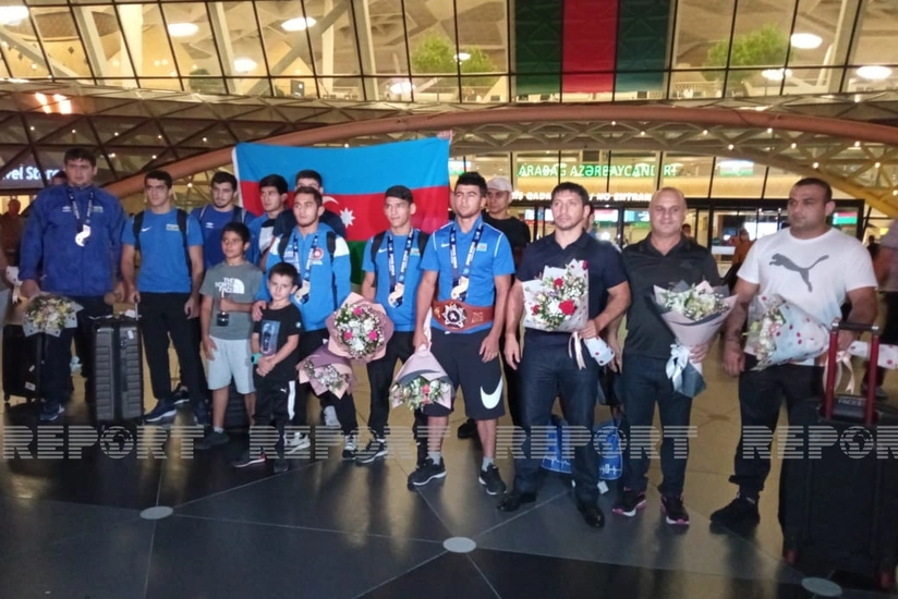 Azerbaijani medalists return home
