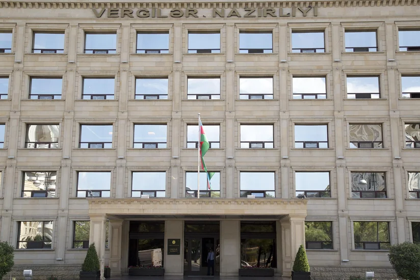 Vergilər Nazirliyinin xətti ilə büdcə daxilolmaları 3,3% azalıb