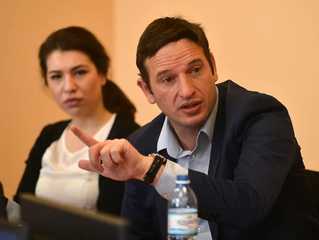 Bakıda UEFA GROW əməkdaşlıq proqramı çərçivəsində növbəti seminar başlayıb