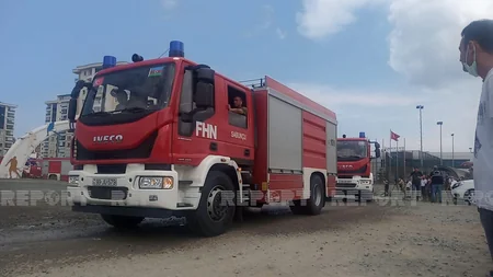 Очередная группа азербайджанских пожарных отправилась в Турцию