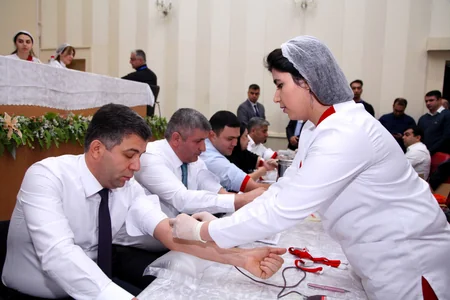 “Azəriqaz”da qanvermə aksiyası keçirilib