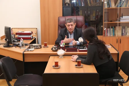 ​Nizami Cəfərov: Azərbaycan dilində yaxşı danışa bilməyən əksər məmurlar vətənpərvərdirlər - MÜSAHİBƏ