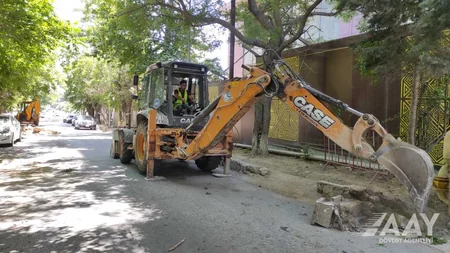 Bakının Firdovsi Məmmədov küçəsi təmir edilir