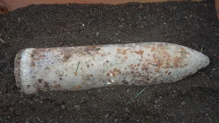 Gəncədə partlamamış top mərmisi tapılıb