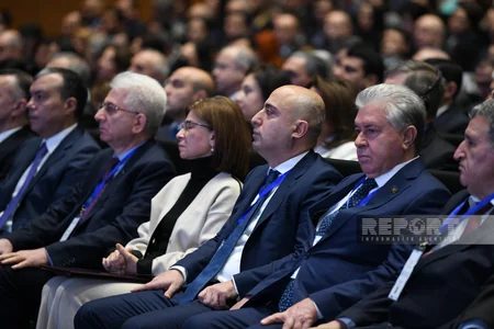 Azərbaycan müəllimlərinin XVI qurultayı keçirilir - YENİLƏNİB