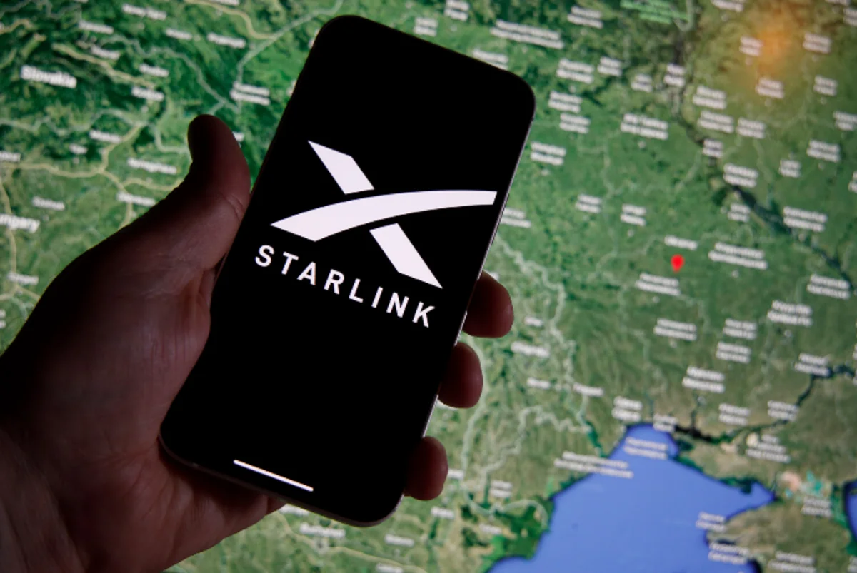 В Казахстане почти 1,8 тыс. школ обеспечили интернетом с применением Starlink