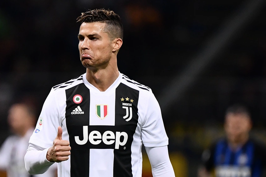 Ronaldu ilə əməkdaşlıq Yuventusa 277 milyon avroya başa gəlib