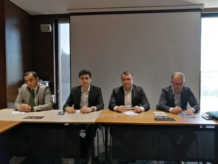 Fərid Cəfərli Türkiyədəki azərbaycanlı tələbə və gənc fəallarla görüşüb