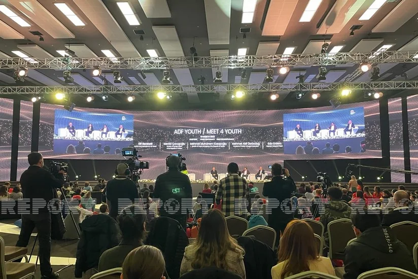 Antalya Diplomatiya Forumunda azərbaycanlı tələbələrin iştirakı ilə gənclər və idman proqramı keçirilib