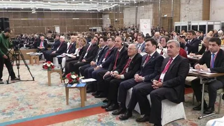 ​İstanbulda IV Dünya Türk Forumu keçirilir - FOTO