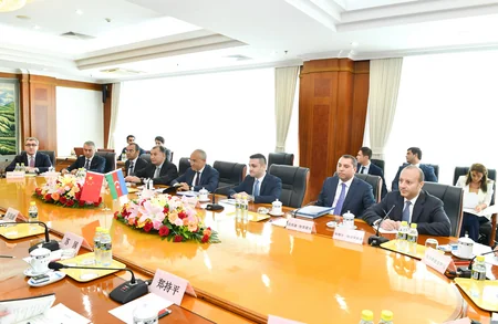 Azerbaijan analyzes opportunities for co-op with China along Middle Corridor