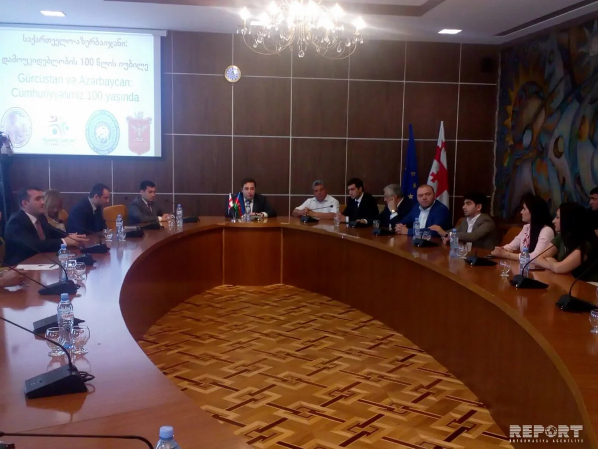 Tbilisidə “Azərbaycan-Gürcüstan: Cümhuriyyətimiz 100 yaşında” mövzusunda konfrans keçirilib